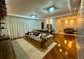 Foto 1 de Apartamento com 4 Quartos à venda, 189m² em Boa Vista, Uberaba