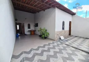 Foto 1 de Casa com 4 Quartos à venda, 175m² em Parangaba, Fortaleza