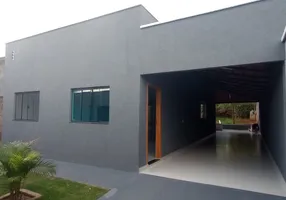 Foto 1 de Casa com 3 Quartos à venda, 160m² em Setor Maysa, Trindade