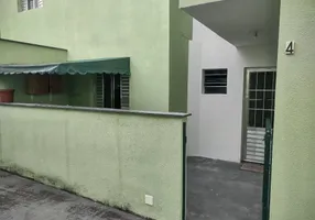Foto 1 de Casa com 1 Quarto para alugar, 300m² em Vila Natalia, São Paulo