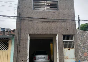 Foto 1 de Sobrado com 4 Quartos à venda, 246m² em Jardim Sao Francisco, Guarulhos