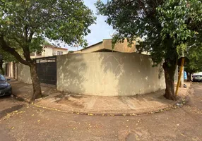 Foto 1 de Casa com 2 Quartos à venda, 106m² em Vila Bela Vista, Araraquara