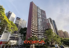 Foto 1 de Apartamento com 3 Quartos à venda, 219m² em Água Verde, Curitiba