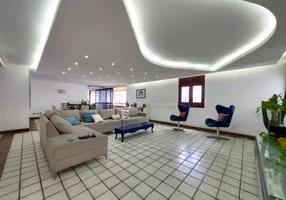 Foto 1 de Apartamento com 4 Quartos à venda, 241m² em Santana, Recife