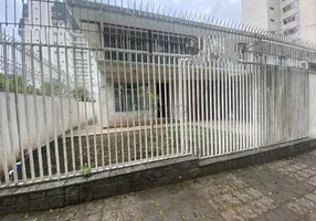 Foto 1 de Casa com 4 Quartos à venda, 400m² em Centro, Curitiba