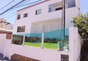 Foto 1 de Casa com 7 Quartos à venda, 300m² em Canto, Florianópolis