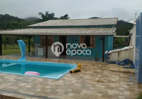 Foto 1 de Casa com 4 Quartos à venda, 240m² em Tinguá, Nova Iguaçu