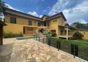 Foto 1 de Casa com 4 Quartos à venda, 444m² em Águas da Fazendinha, Carapicuíba