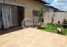 Foto 1 de Casa com 4 Quartos à venda, 192m² em Parque Anhangüera, Goiânia