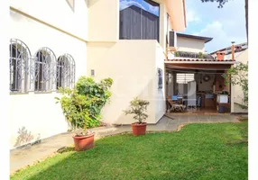 Foto 1 de Casa com 4 Quartos à venda, 278m² em Jardim Prudência, São Paulo