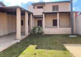 Foto 1 de Casa com 2 Quartos à venda, 215m² em Jardim Deghi, Santana de Parnaíba