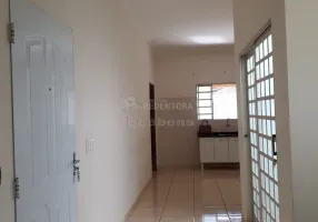 Foto 1 de Casa com 2 Quartos para alugar, 100m² em Bom Sucesso, São José do Rio Preto