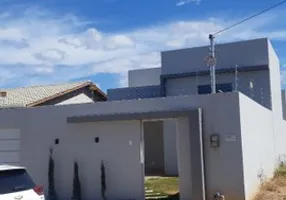 Foto 1 de Casa com 3 Quartos à venda, 144m² em Residencial Alto da Boa Vista, Caldas Novas