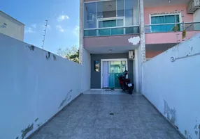 Foto 1 de Sobrado com 2 Quartos à venda, 80m² em Santa Regina, Camboriú