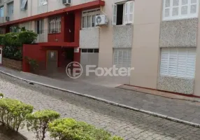 Foto 1 de Apartamento com 2 Quartos à venda, 53m² em Passo da Areia, Porto Alegre