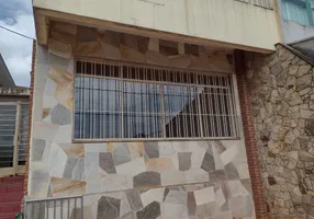 Foto 1 de Sobrado com 3 Quartos para alugar, 180m² em Chácara Inglesa, São Paulo