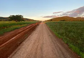 Foto 1 de Fazenda/Sítio à venda, 380000m² em Zona Rural, Unaí