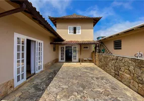 Foto 1 de Casa com 2 Quartos à venda, 190m² em Simeria, Petrópolis