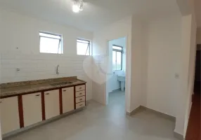 Foto 1 de Apartamento com 2 Quartos para venda ou aluguel, 68m² em Aclimação, São Paulo