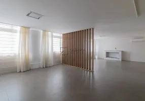 Foto 1 de Apartamento com 3 Quartos para alugar, 330m² em Bela Vista, São Paulo