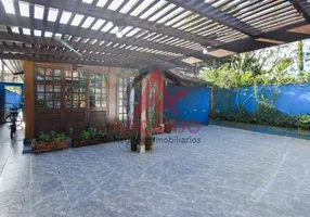 Foto 1 de Casa com 7 Quartos à venda, 150m² em Acaraú, Ubatuba