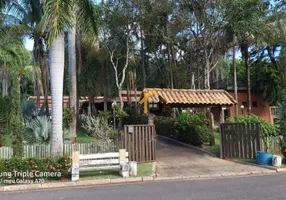 Foto 1 de Fazenda/Sítio com 5 Quartos para venda ou aluguel, 1200m² em , Adolfo