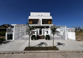 Foto 1 de Casa com 4 Quartos para venda ou aluguel, 219m² em Campeche, Florianópolis