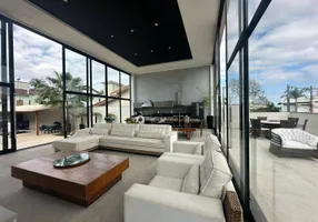 Foto 1 de Casa de Condomínio com 6 Quartos à venda, 600m² em São Lucas, Juiz de Fora