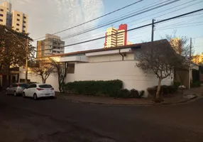 Foto 1 de Casa com 3 Quartos para alugar, 250m² em Vila Cidade Universitária, Bauru