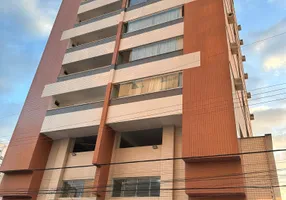 Foto 1 de Apartamento com 2 Quartos à venda, 75m² em Itapuã, Vila Velha