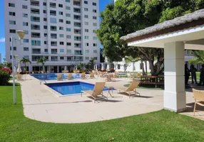 Foto 1 de Apartamento com 3 Quartos à venda, 98m² em Centro, Lauro de Freitas