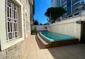 Foto 1 de Casa com 5 Quartos para alugar, 600m² em Aparecida, Santos