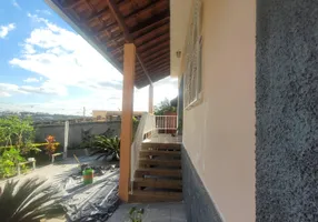 Foto 1 de Casa com 2 Quartos para alugar, 100m² em Dona Clara, Belo Horizonte