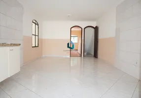 Foto 1 de Sobrado com 3 Quartos à venda, 213m² em Jardim Araguaia, Mauá