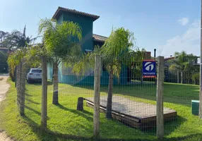 Foto 1 de Casa com 4 Quartos à venda, 609m² em Ibiraquera, Imbituba