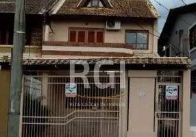 Foto 1 de Casa com 3 Quartos à venda, 198m² em Vila Assunção, Porto Alegre