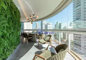 Foto 1 de Apartamento com 3 Quartos à venda, 210m² em Moema, São Paulo