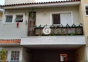 Foto 1 de Casa de Condomínio com 3 Quartos à venda, 148m² em Caxingui, São Paulo
