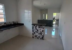 Foto 1 de Casa com 2 Quartos à venda, 89m² em Embaré, Santos