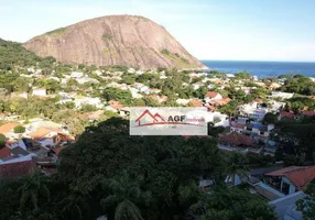 Foto 1 de Lote/Terreno à venda, 804m² em Itacoatiara, Niterói