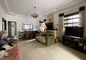 Foto 1 de Casa com 4 Quartos à venda, 220m² em Varzea, Teresópolis