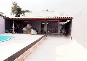 Foto 1 de Casa com 8 Quartos à venda, 200m² em Pontal de Santa Marina, Caraguatatuba