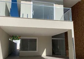 Foto 1 de Casa com 4 Quartos à venda, 214m² em Itaipu, Niterói