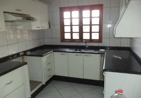 Foto 1 de Casa com 6 Quartos à venda, 200m² em Vila Cardoso Franco, São Paulo