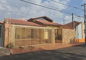 Foto 1 de Casa com 3 Quartos à venda, 283m² em Centro, Araraquara