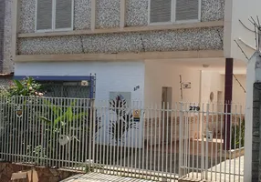 Foto 1 de Casa com 6 Quartos para alugar, 315m² em Santo Antônio, Belo Horizonte