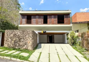 Foto 1 de Casa de Condomínio com 5 Quartos para venda ou aluguel, 400m² em Jardim Morumbi, São Paulo