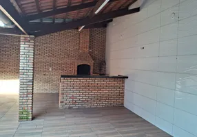 Foto 1 de Casa com 3 Quartos à venda, 138m² em Serrinha, Fortaleza