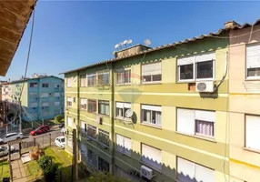 Foto 1 de Apartamento com 1 Quarto à venda, 43m² em Parque dos Maias, Porto Alegre