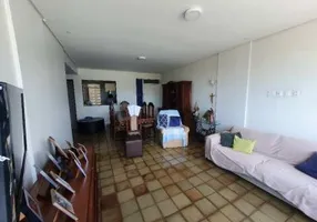 Foto 1 de Apartamento com 3 Quartos à venda, 139m² em Derby, Recife